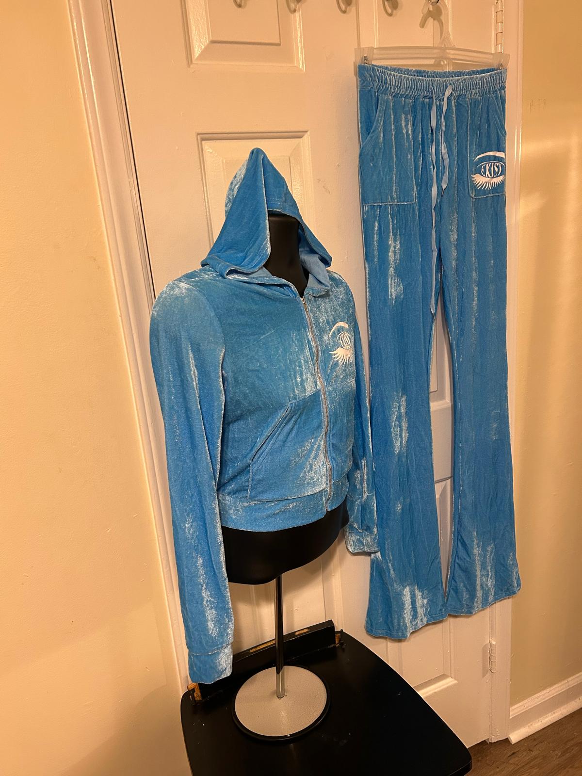 Women velour zipper hoodie and pants set