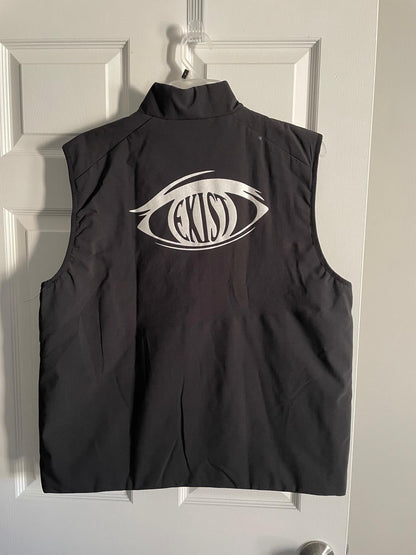 Unisex three pocket zipper vest