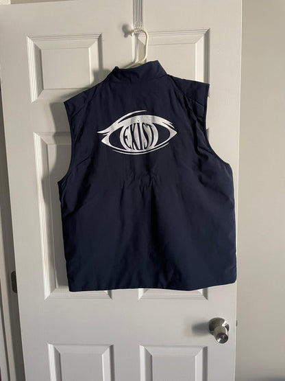 Unisex three pocket zipper vest